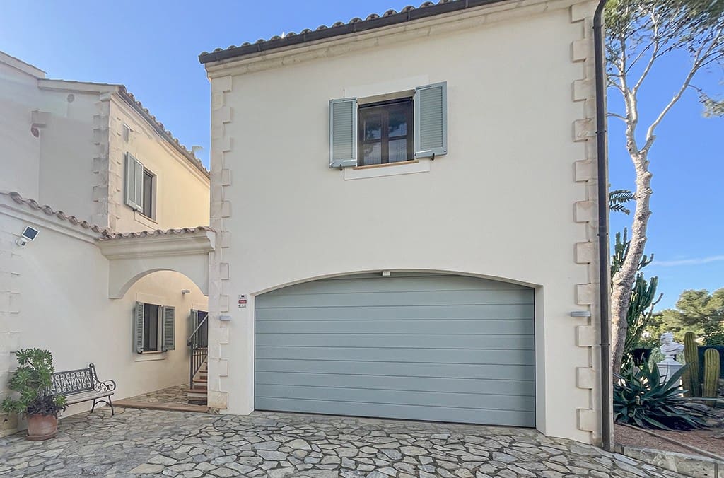 5 makuuhuone Huvila myytävänä paikassa Santa Ponsa mukana uima-altaan 
autotalli - 3 900 000 € (Ref: 9584653)