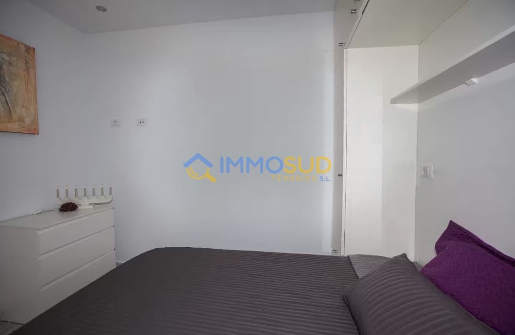 1 bedroom Studio for sale in Adeje with pool - € 268,900 (Ref: 9703244)