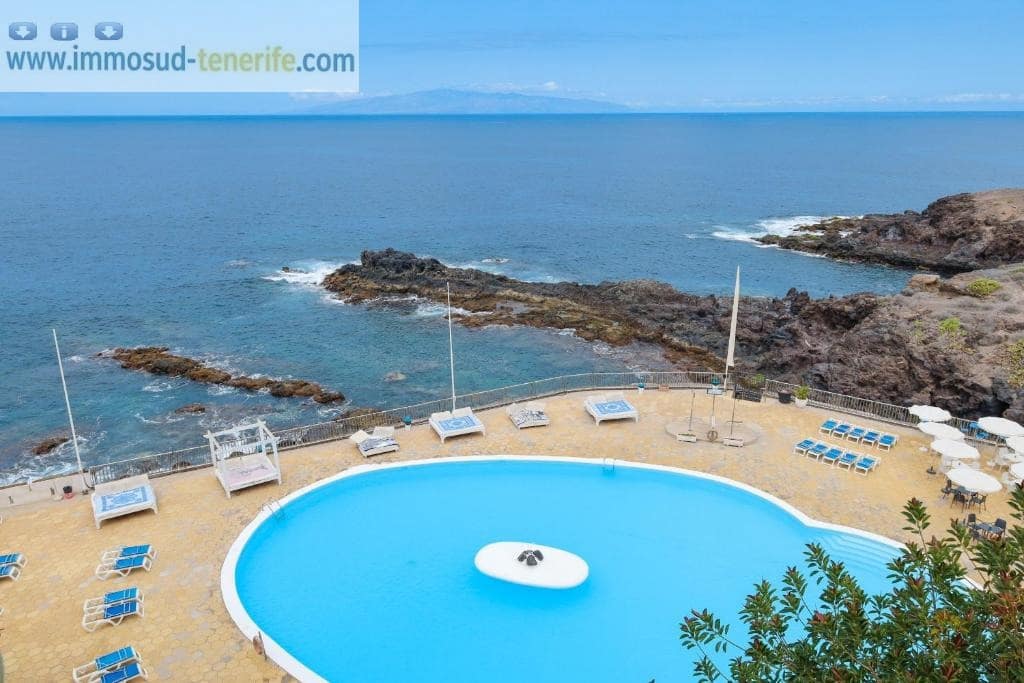 Appartement à vendre à Adeje avec piscine - 315 900 € (Ref: 9714162)