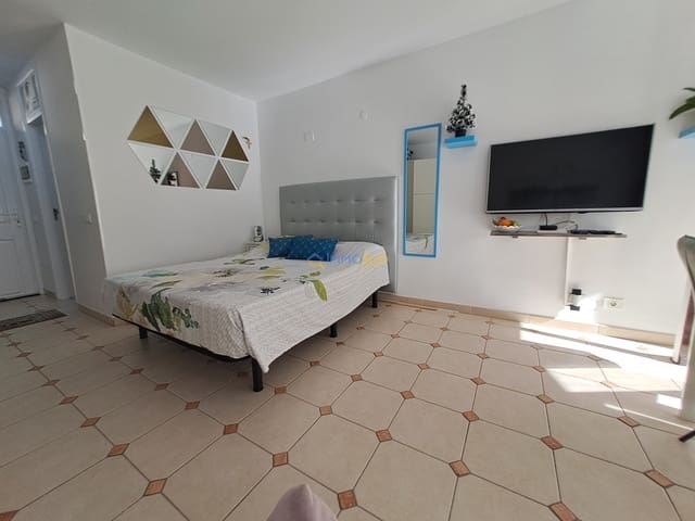 Monolocale in vendita in Arona con piscina - 199.700 € (Rif: 9733950)