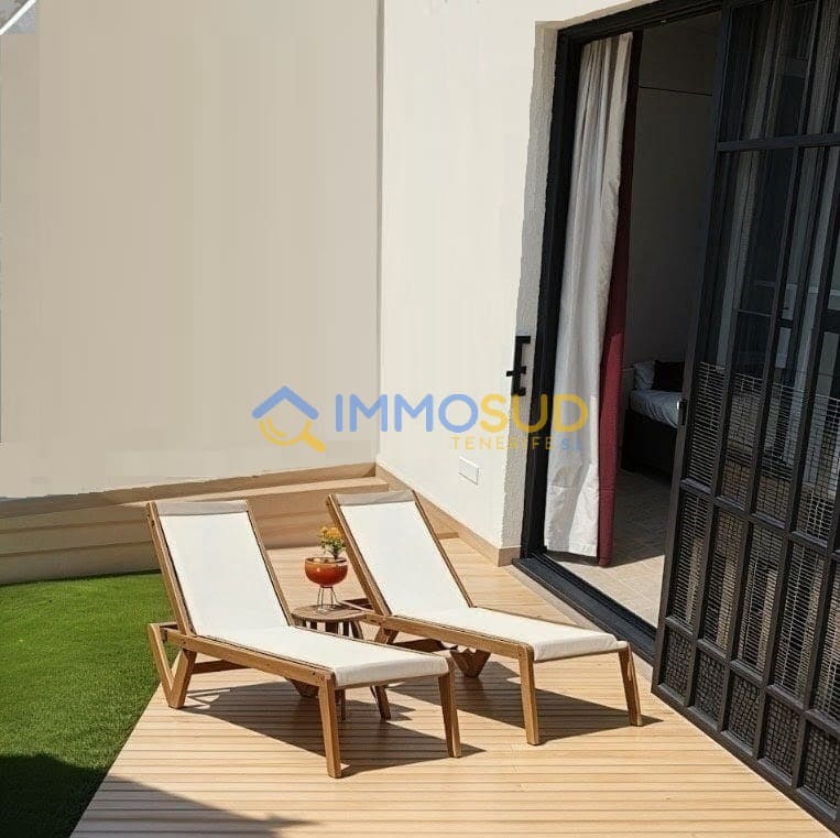 Estúdio para venda em Arona com piscina - 257 900 € (Ref: 9746809)