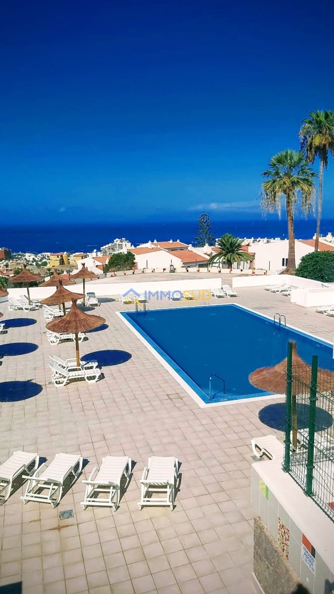 1 bedroom Apartment for sale in Adeje with pool - € 255,000 (Ref: 9827725)
