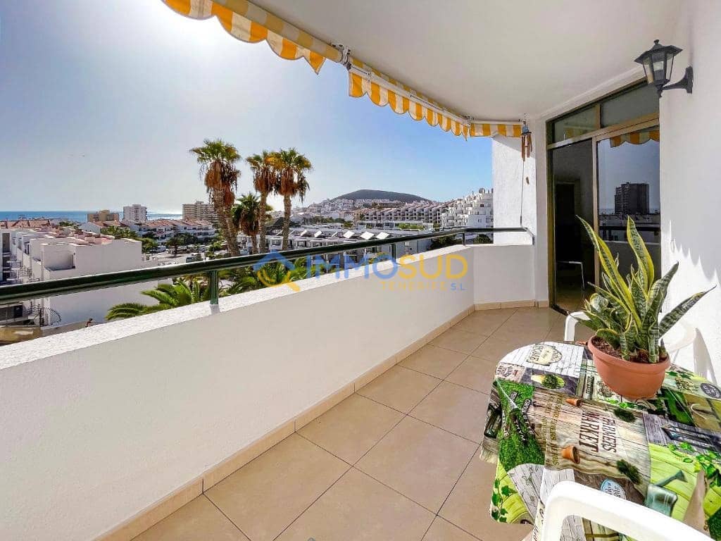 2 slaapkamer Appartement te koop in Arona met zwembad - € 380.000 (Ref: 9863706)
