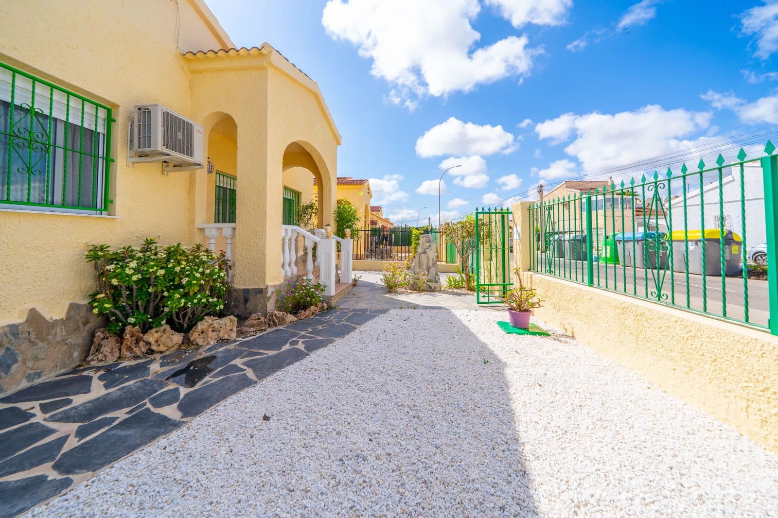 3 sovrum Villa till salu i La Marina med pool garage - 222 000 € (Ref: 10004505)