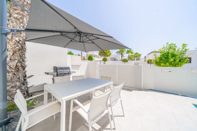 3 quarto Moradia para venda em La Marina, Elche / Elx com piscina - 329 000 € (Ref: 10012482)