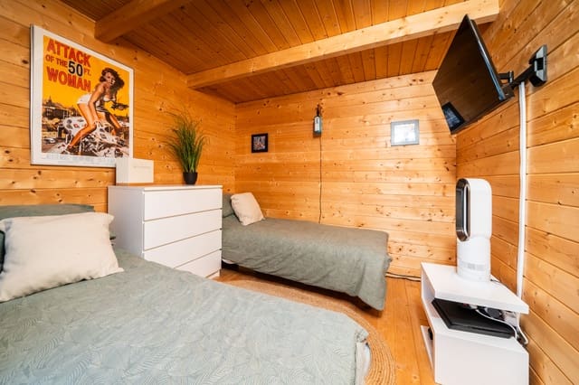 2 quarto Moradia para venda em La Marina, Elche / Elx com piscina - 230 000 € (Ref: 10023146)