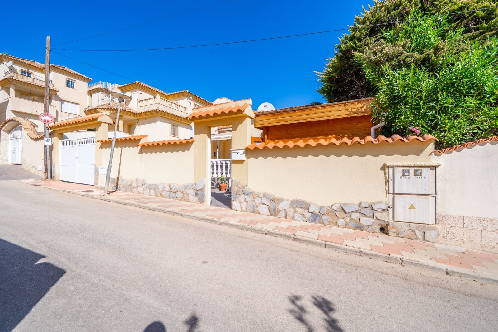 2 quarto Moradia para venda em La Marina com piscina - 230 000 € (Ref: 10023146)