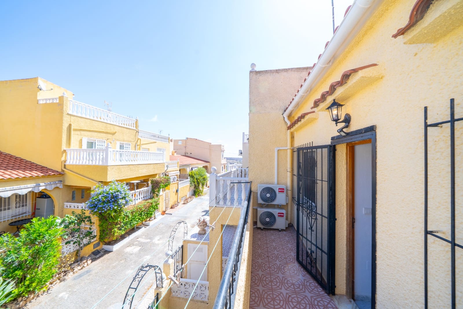 3 quarto Casa em Banda para venda em La Marina com piscina - 95 000 € (Ref: 10023147)