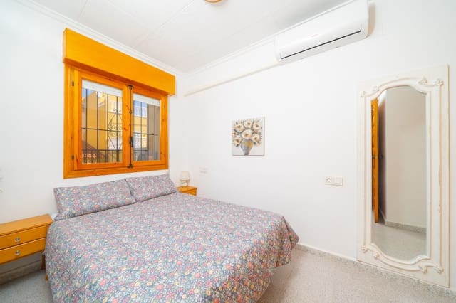 3 quarto Casa em Banda para venda em La Marina, Elche / Elx com piscina - 95 000 € (Ref: 10023147)