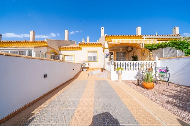 3 quarto Moradia em Banda para venda em La Marina, Elche / Elx com piscina garagem - 195 000 € (Ref: 10032502)