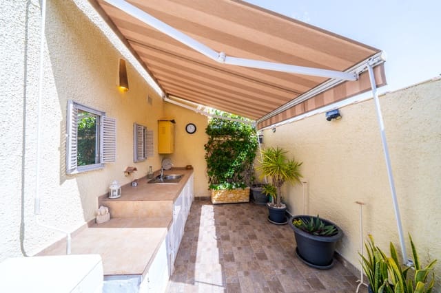 3 sovrum Villa till salu i La Marina, Elche / Elx med pool - 265 000 € (Ref: 10033174)