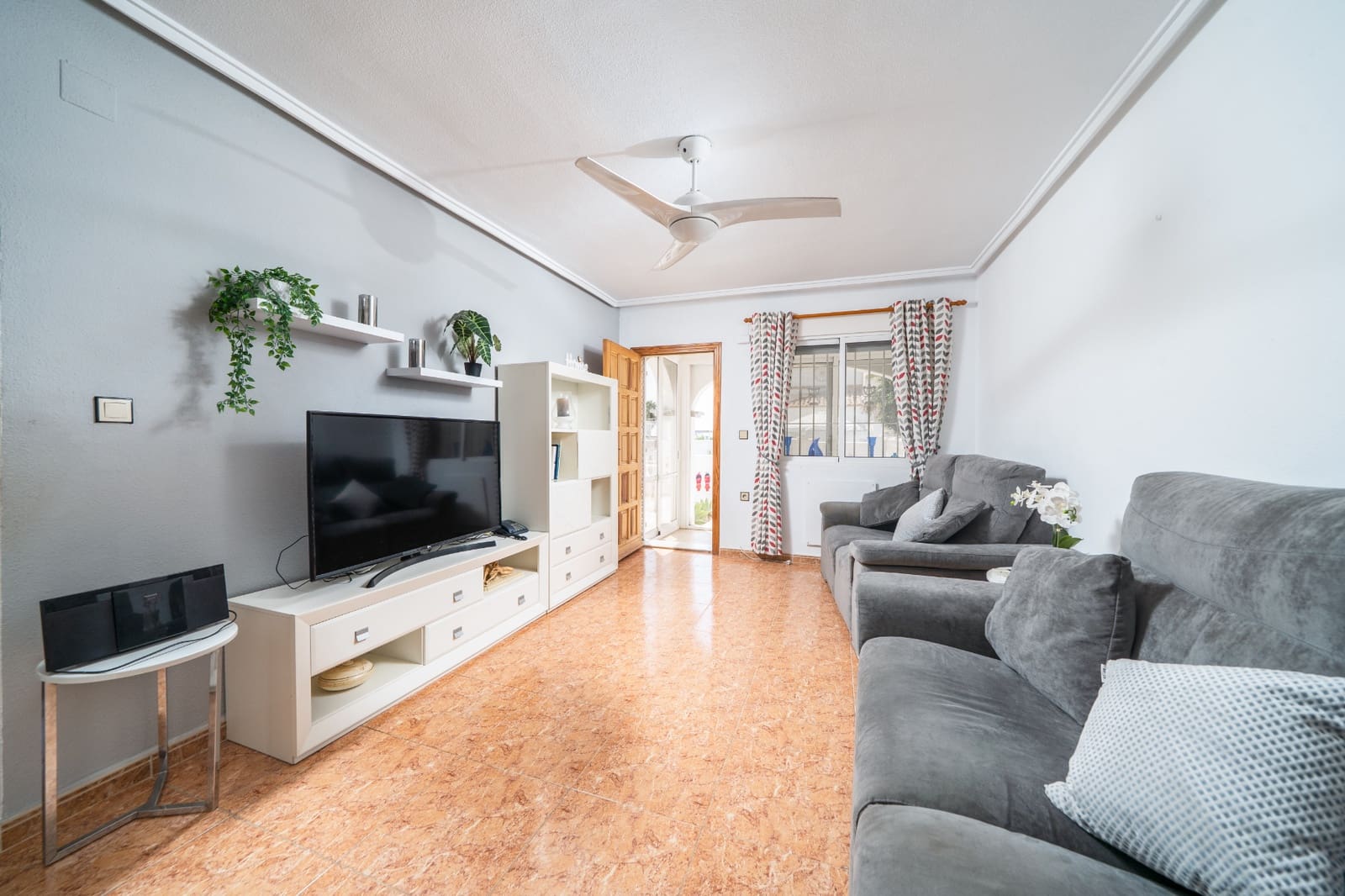 3 chambre Villa/Maison Semi-Mitoyenne à vendre à La Marina avec piscine - 215 000 € (Ref: 10035722)