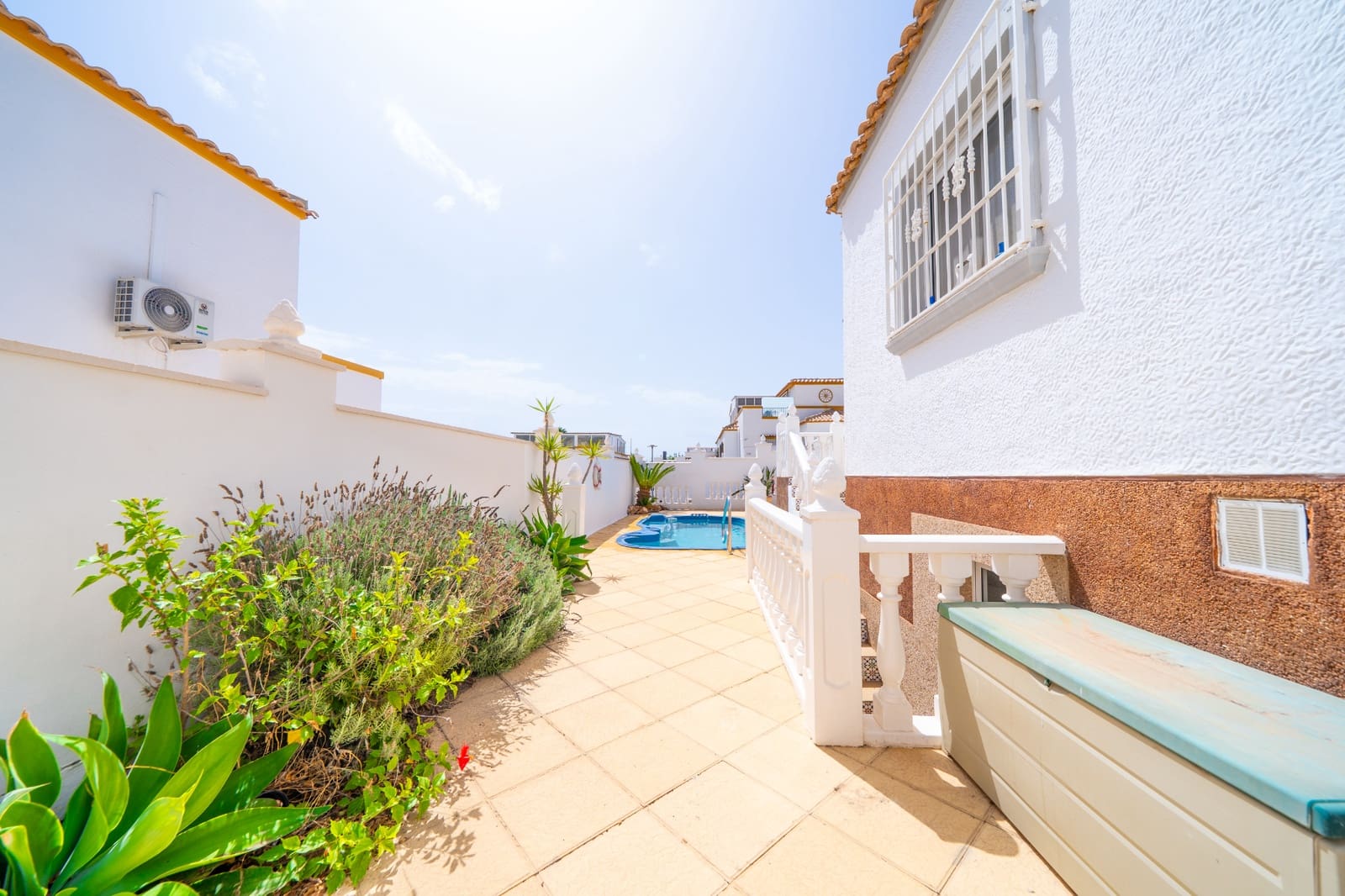 3 chambre Villa/Maison Semi-Mitoyenne à vendre à La Marina avec piscine - 215 000 € (Ref: 10035722)