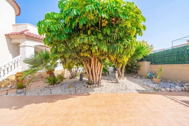 3 soveværelse Villa til salg i La Marina, Elche / Elx med swimmingpool garage - € 359.000 (Ref: 10035804)