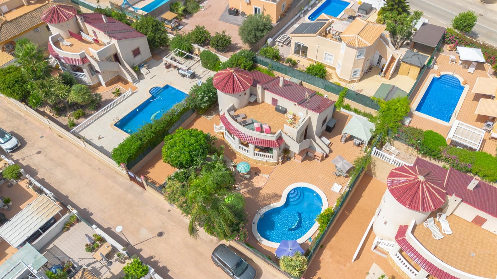 3 soveværelse Villa til salg i La Marina med swimmingpool garage - € 359.000 (Ref: 10035804)