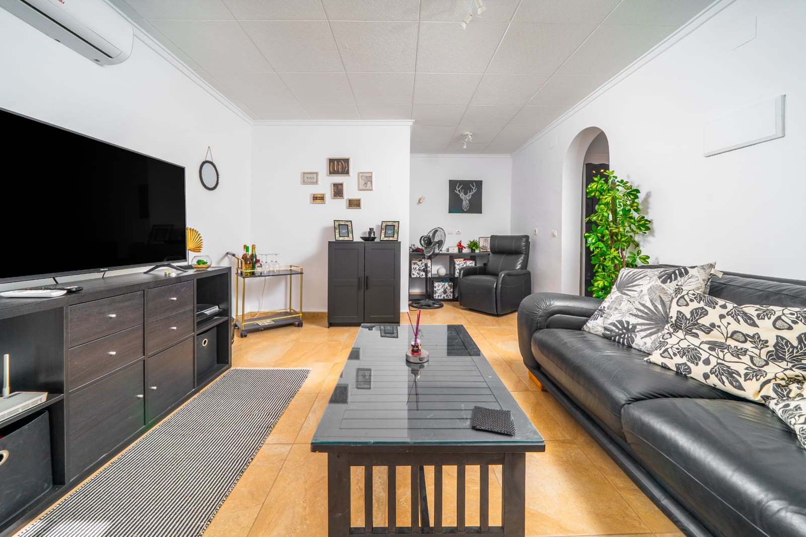 3 Zimmer Reihenhaus zu verkaufen in La Marina mit Pool - 145.000 € (Ref: 10095038)