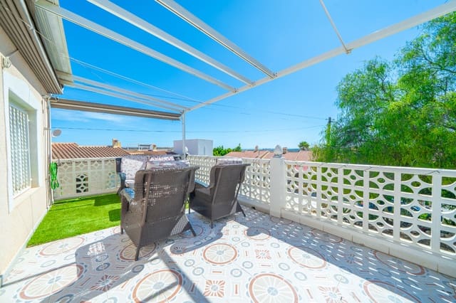3 Zimmer Reihenhaus zu verkaufen in La Marina, Elche / Elx mit Pool - 145.000 € (Ref: 10095038)