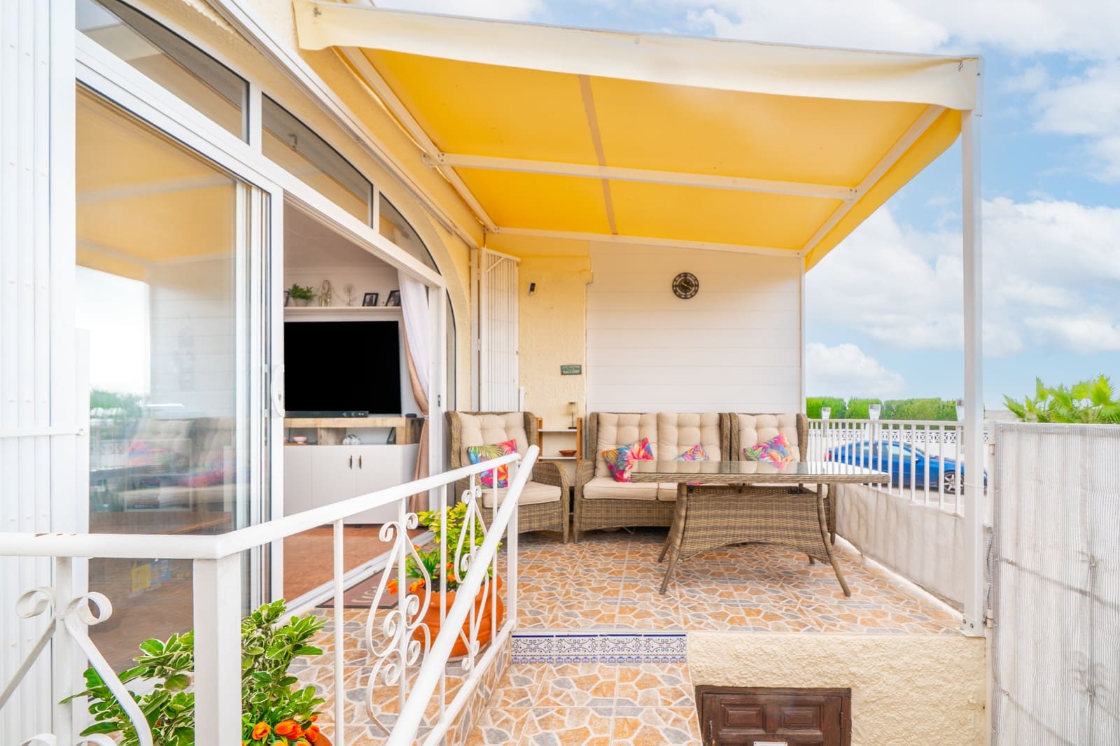 2 sovrum Radhus till salu i La Marina med pool - 120 000 € (Ref: 10120899)