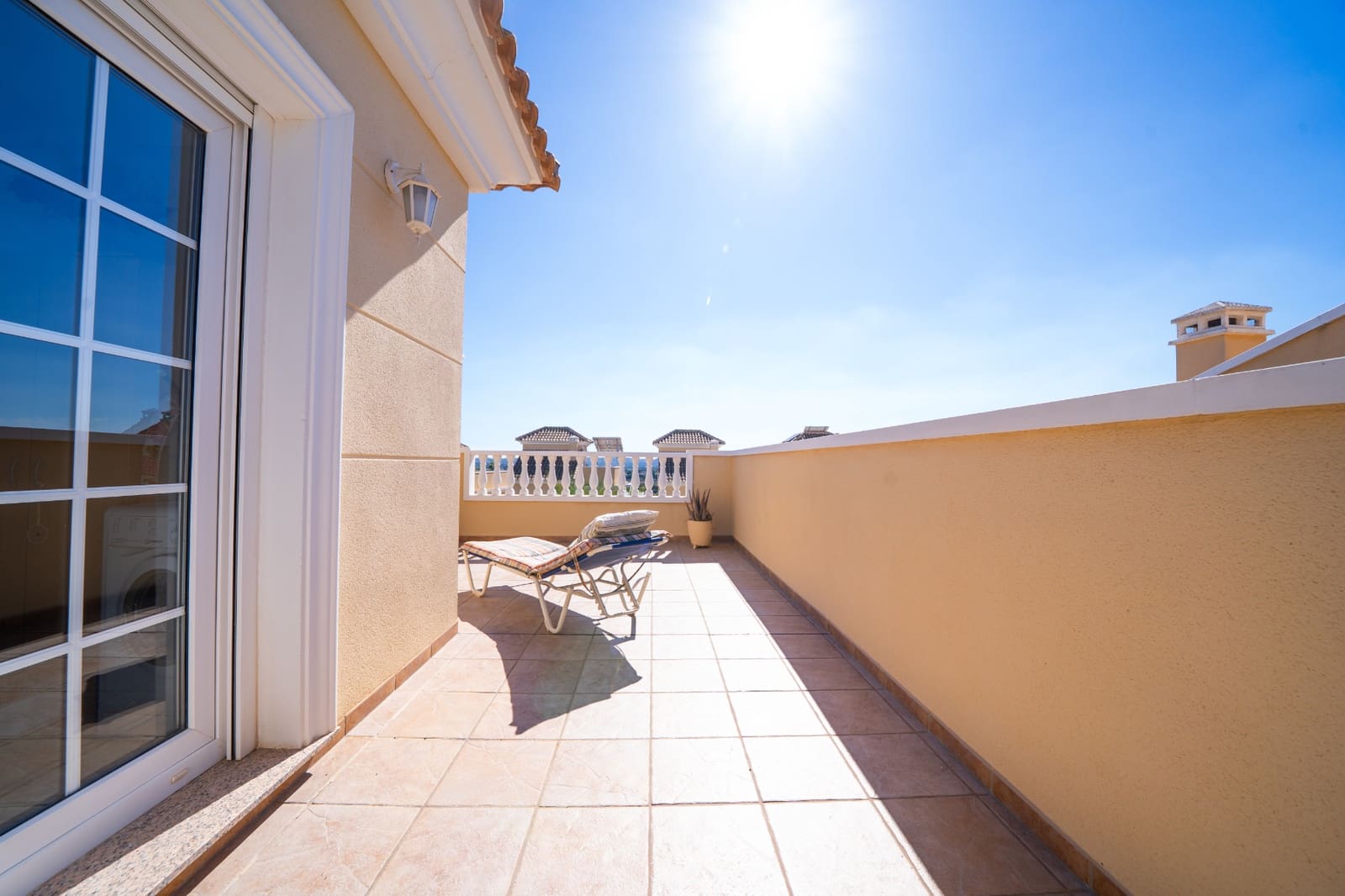 Chalet de 3 habitaciones en La Marina en venta con piscina - 344.995 € (Ref: 10155876)