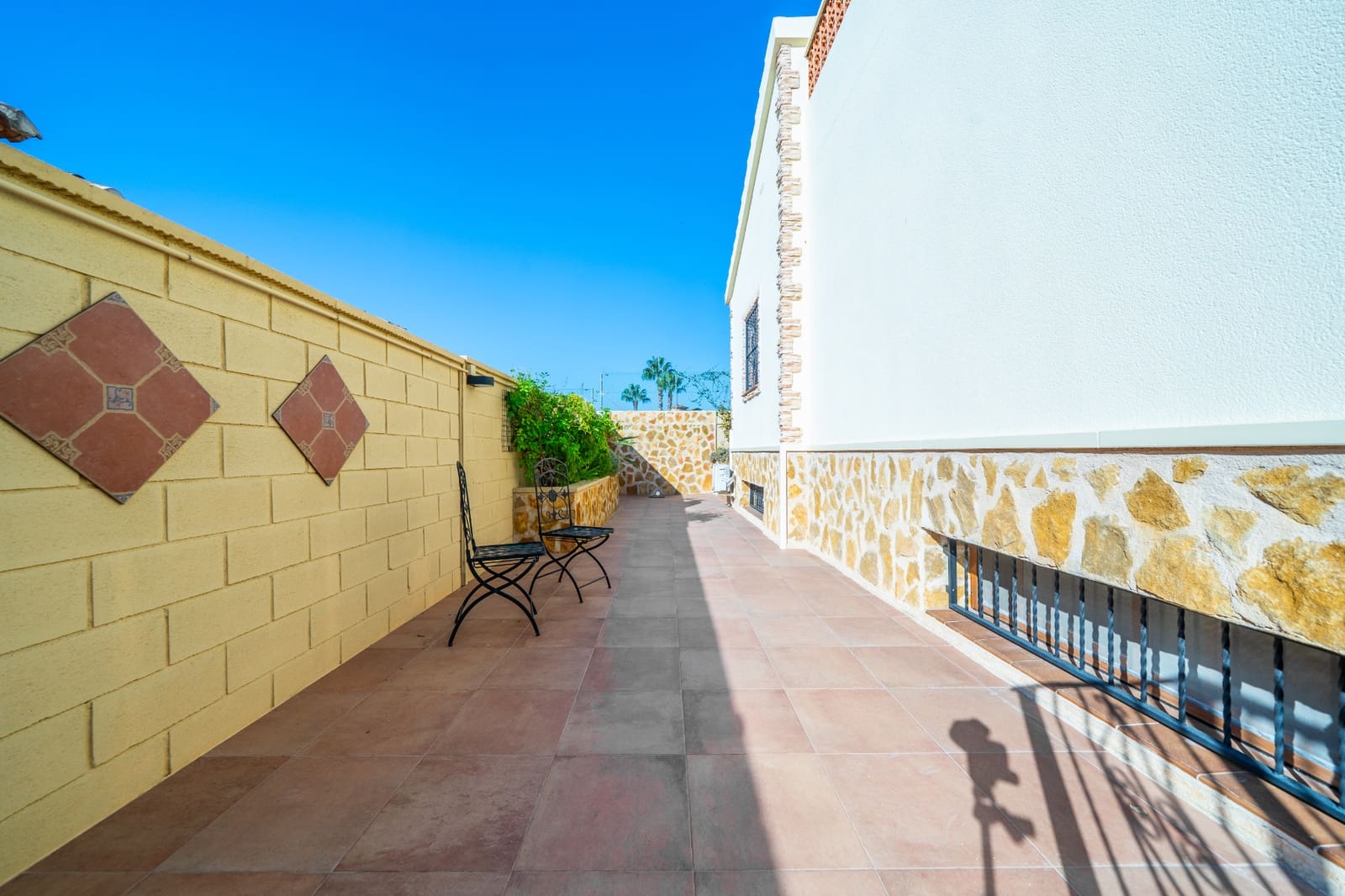 Chalet de 4 habitaciones en La Marina en venta con piscina - 449.500 € (Ref: 10156796)