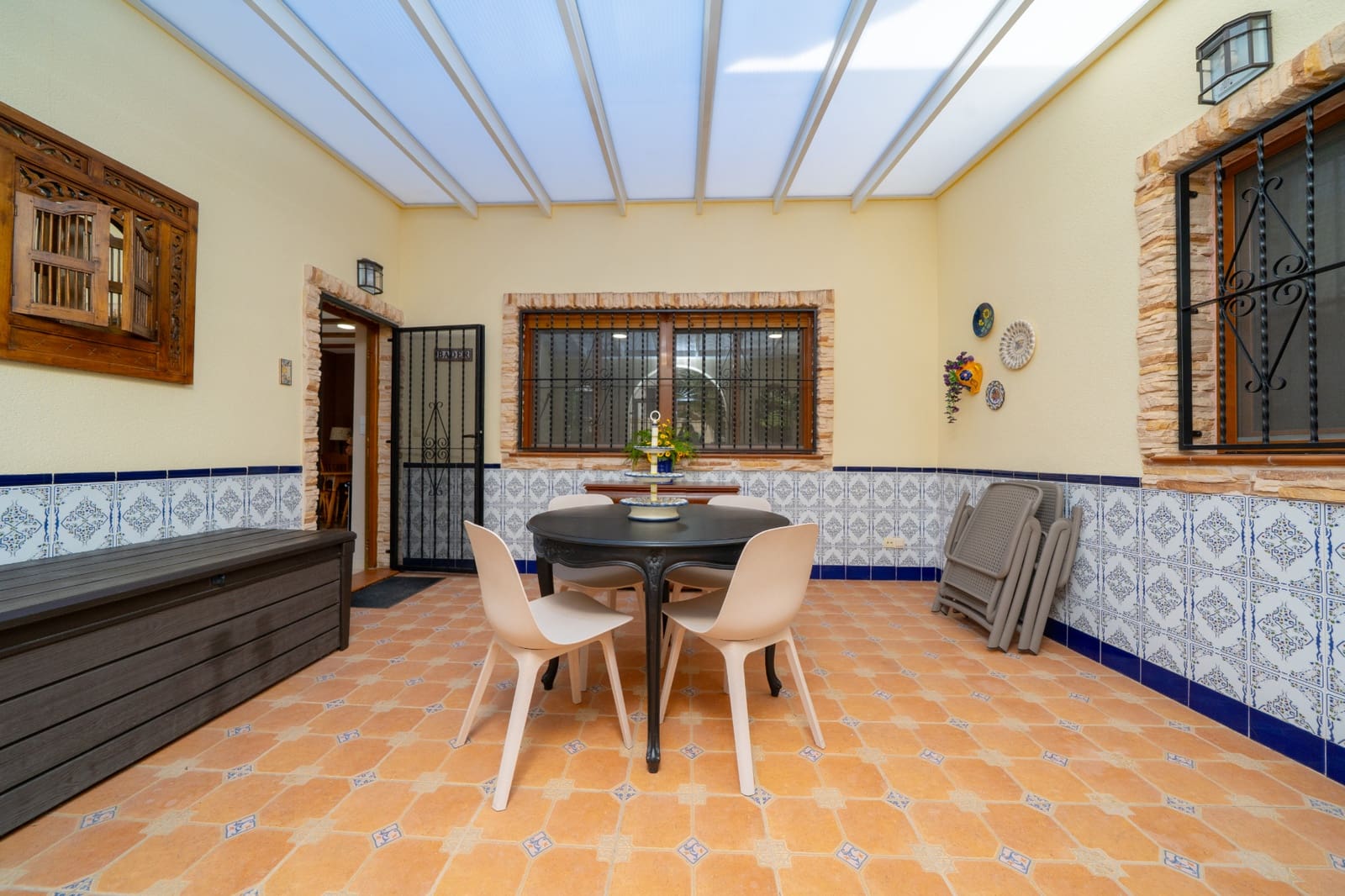 Chalet de 4 habitaciones en La Marina en venta con piscina - 449.500 € (Ref: 10156796)