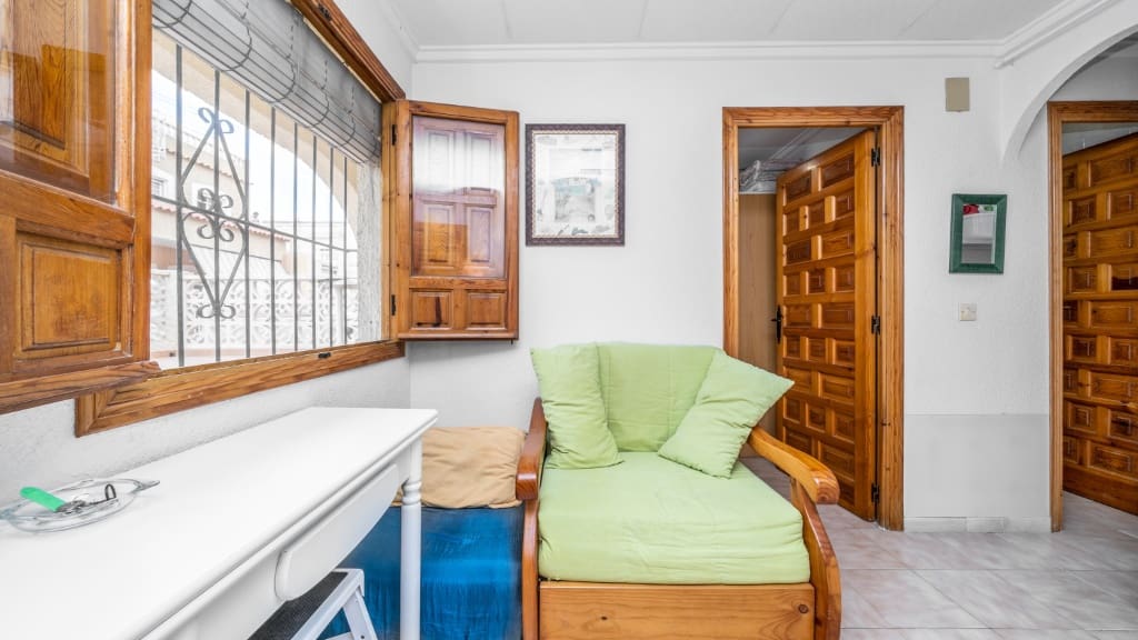 1 bedroom Terraced Villa for sale in La Marina, Elche / Elx € 46,500 (Ref 7850653)