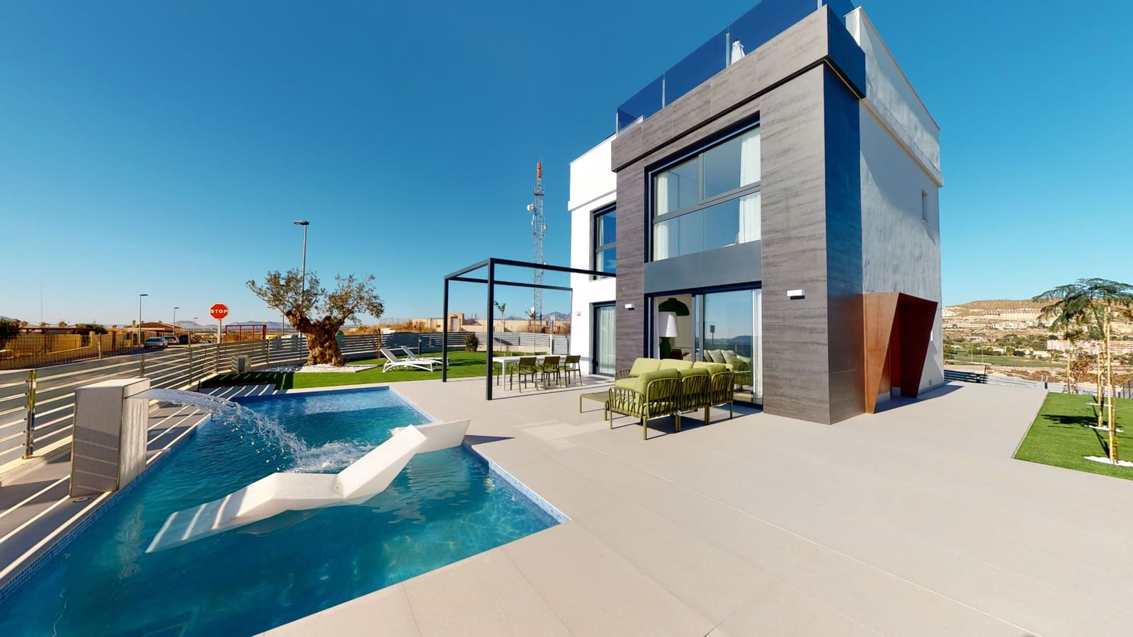 3 bedroom Villa for sale in Alicante / Alacant city with pool - € 450,000 (Ref: 8820531)