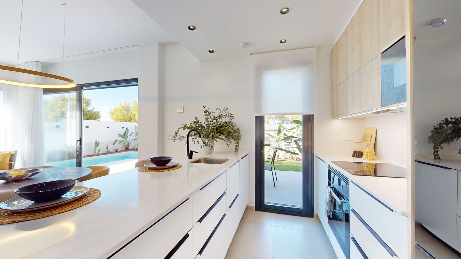 Chalet de 3 habitaciones en Los Alcázares en venta con piscina - 399.000 € (Ref: 8861918)