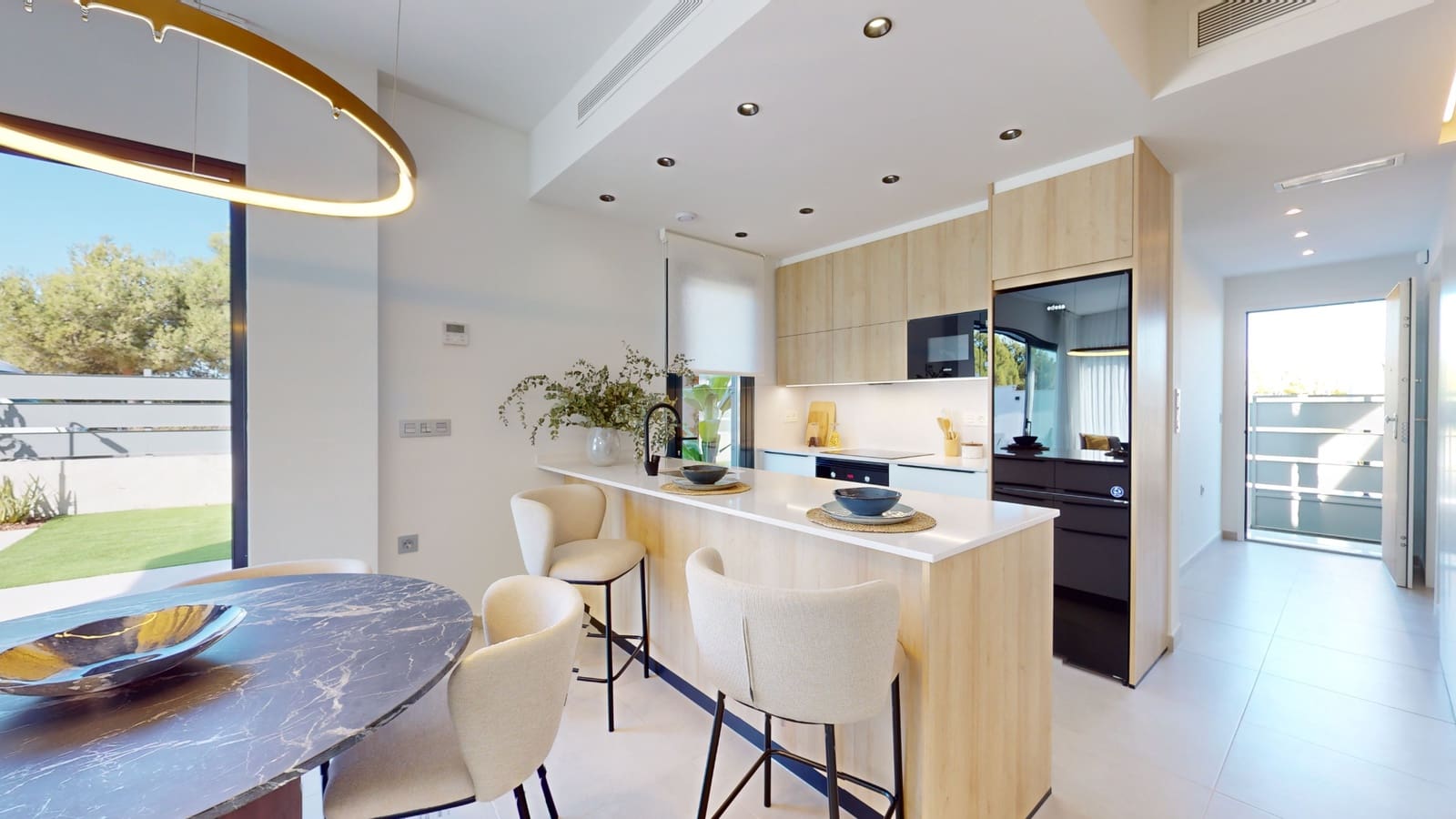 Chalet de 3 habitaciones en Los Alcázares en venta con piscina - 399.000 € (Ref: 8861918)