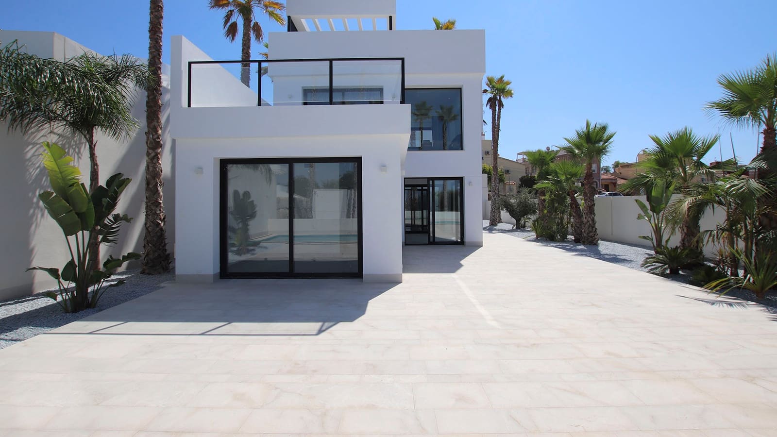 5 soveværelse Villa til salg i La Marina med swimmingpool - € 988.500 (Ref: 8861959)