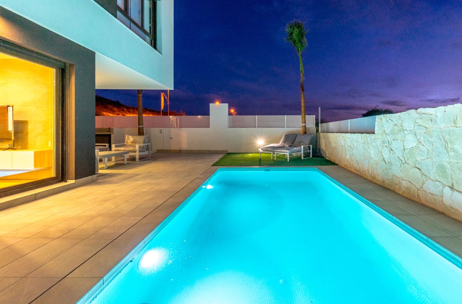 3 bedroom Villa for sale in Ciudad Quesada with pool - € 629,000 (Ref: 8861972)