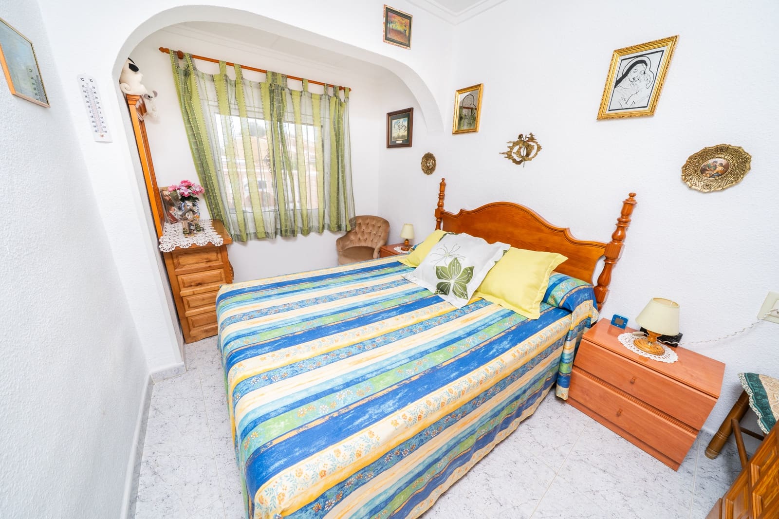 3 soveværelse Rækkehus til salg i La Marina med swimmingpool - € 125.000 (Ref: 8944817)