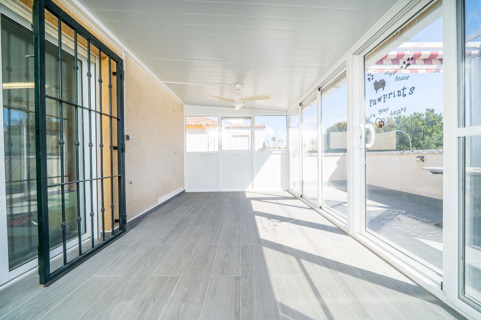 3 bedroom Villa for sale in La Marina with pool - € 215,000 (Ref: 8953752)