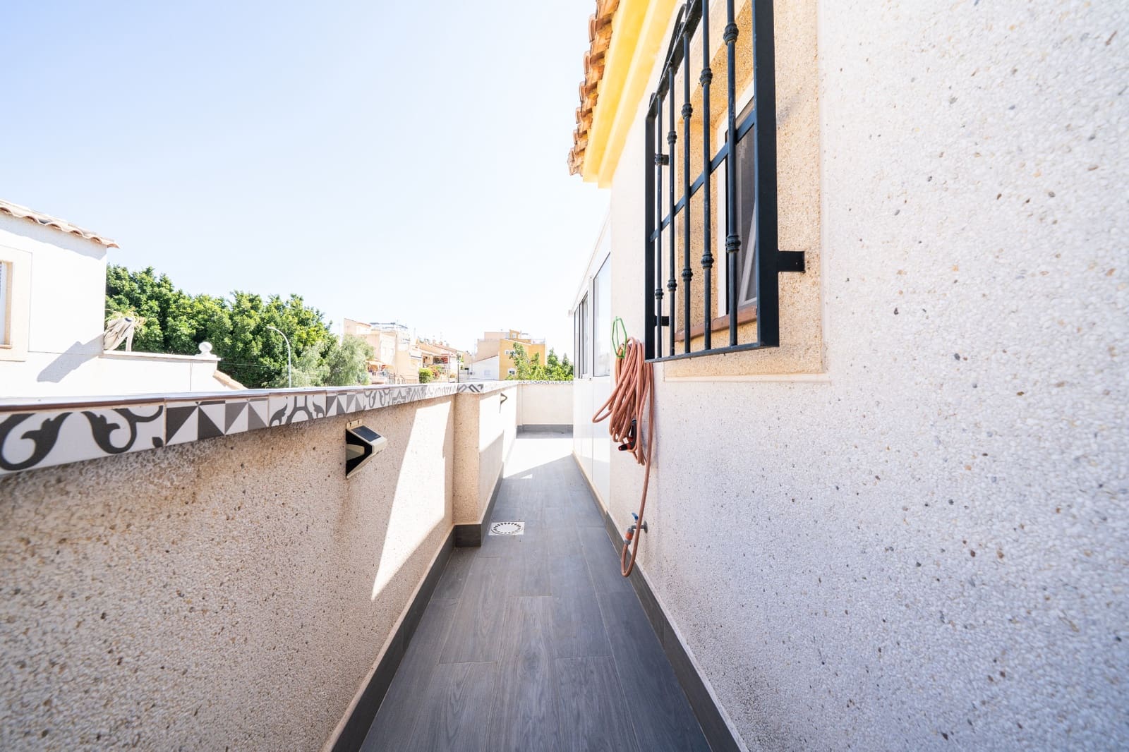 3 bedroom Villa for sale in La Marina with pool - € 215,000 (Ref: 8953752)