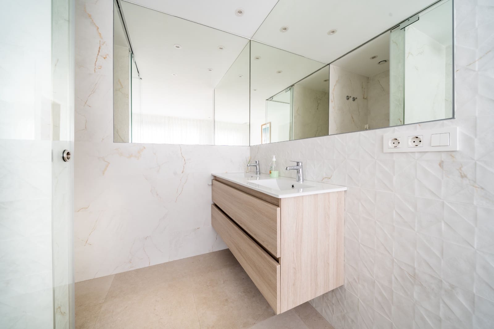 3 bedroom Villa for sale in San Fulgencio with pool - € 349,000 (Ref: 8997712)