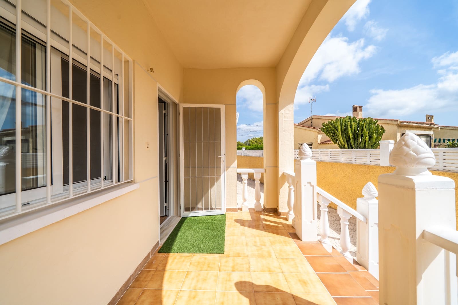 3 bedroom Villa for sale in La Marina with pool - € 299,000 (Ref: 9138602)