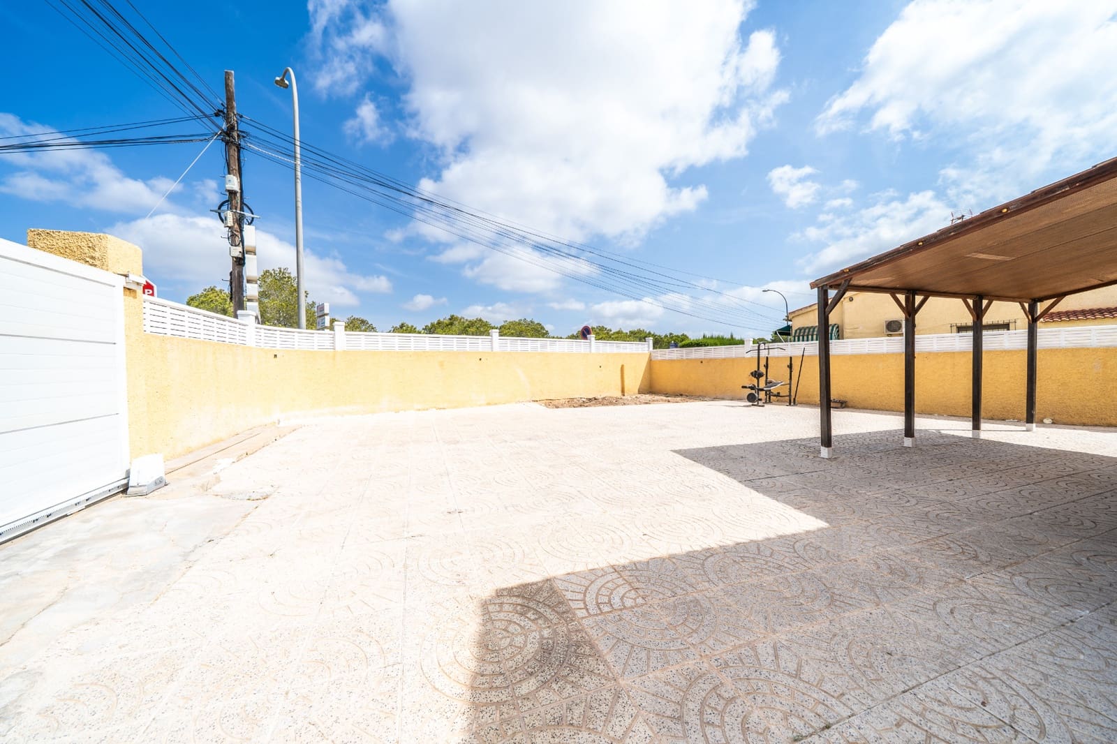 3 bedroom Villa for sale in La Marina with pool - € 299,000 (Ref: 9138602)