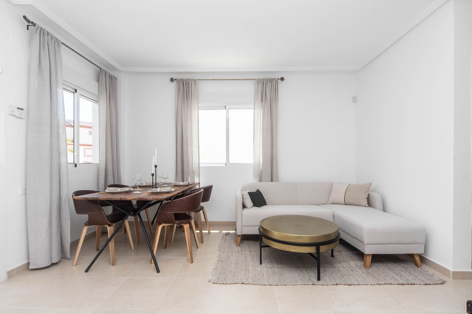 3 makuuhuone Huvila myytävänä paikassa San Fulgencio mukana uima-altaan - 270 000 € (Ref: 9162834)