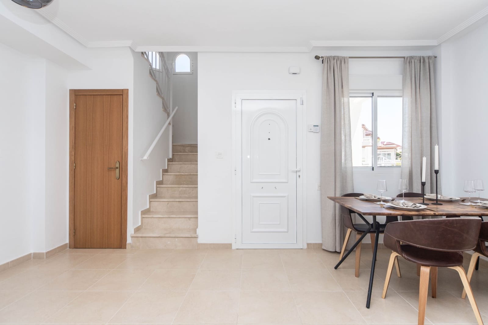 3 makuuhuone Huvila myytävänä paikassa San Fulgencio mukana uima-altaan - 270 000 € (Ref: 9162834)