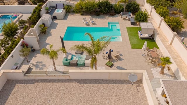 5 camera da letto Villa in vendita in La Marina, Elche / Elx con piscina - 795.000 € (Rif: 9374299)