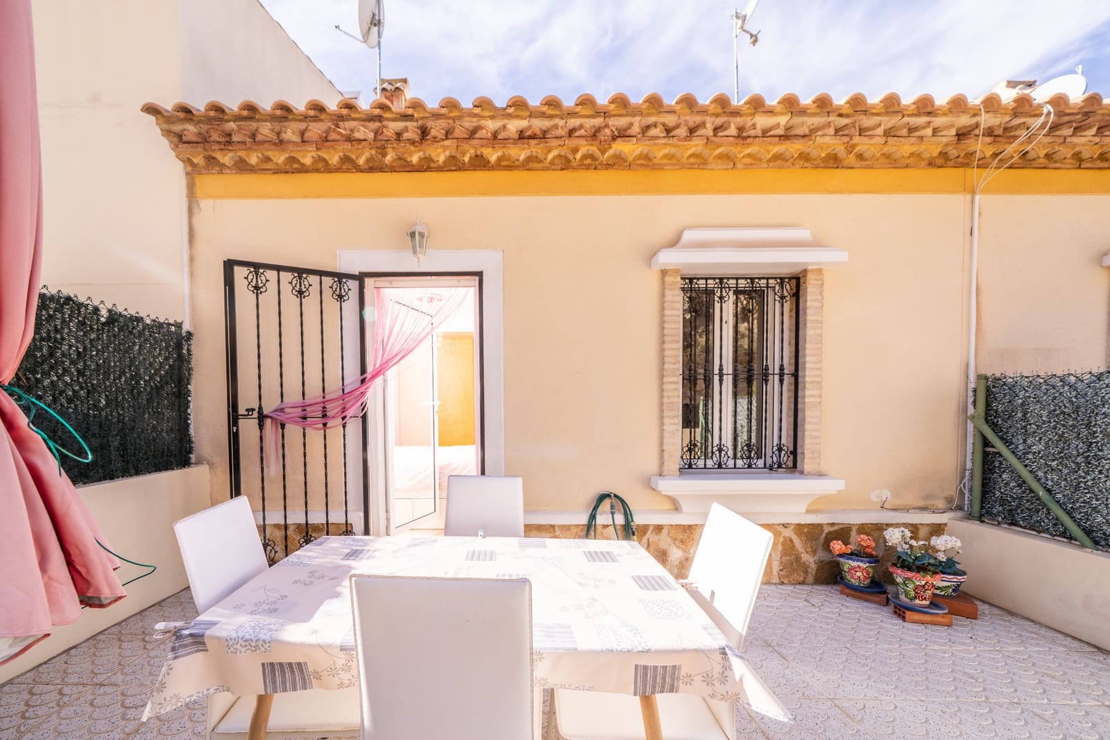 2 sovrum Hus till salu i Ciudad Quesada med pool - 175 000 € (Ref: 9416244)