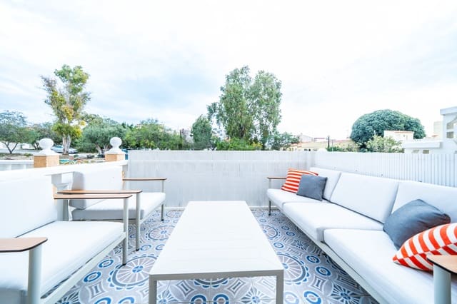 4 sovrum Hus till salu i La Marina, Elche / Elx med pool - 165 000 € (Ref: 9445434)