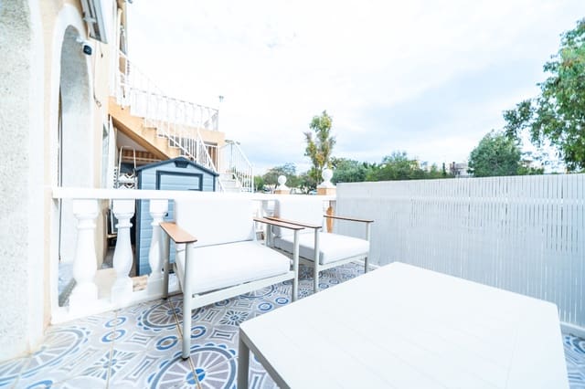 4 sovrum Hus till salu i La Marina, Elche / Elx med pool - 165 000 € (Ref: 9445434)