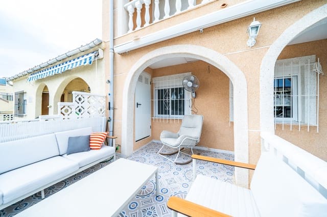 4 sovrum Hus till salu i La Marina, Elche / Elx med pool - 165 000 € (Ref: 9445434)