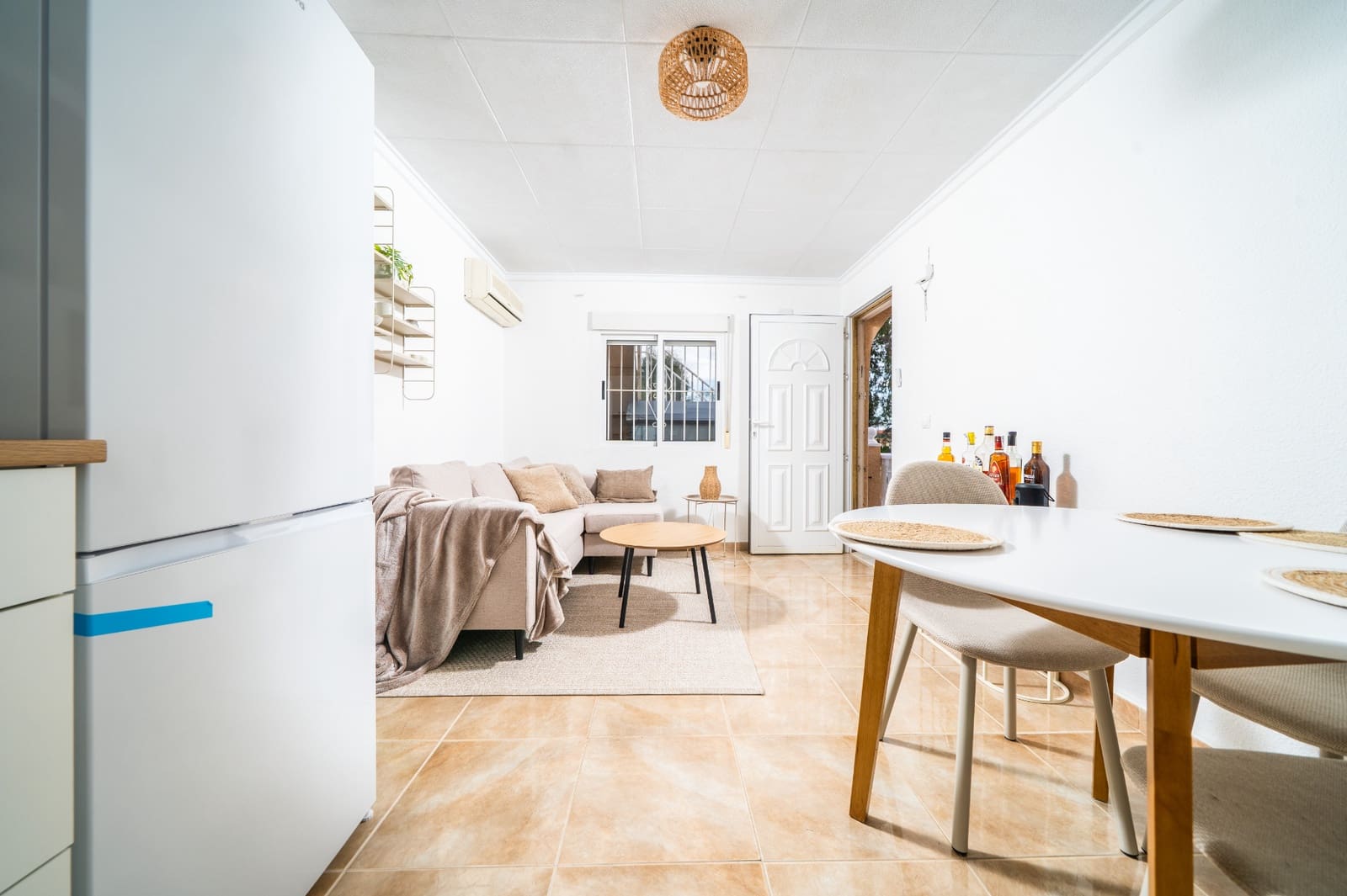 4 soveværelse Byhus til salg i La Marina med swimmingpool - € 165.000 (Ref: 9445434)