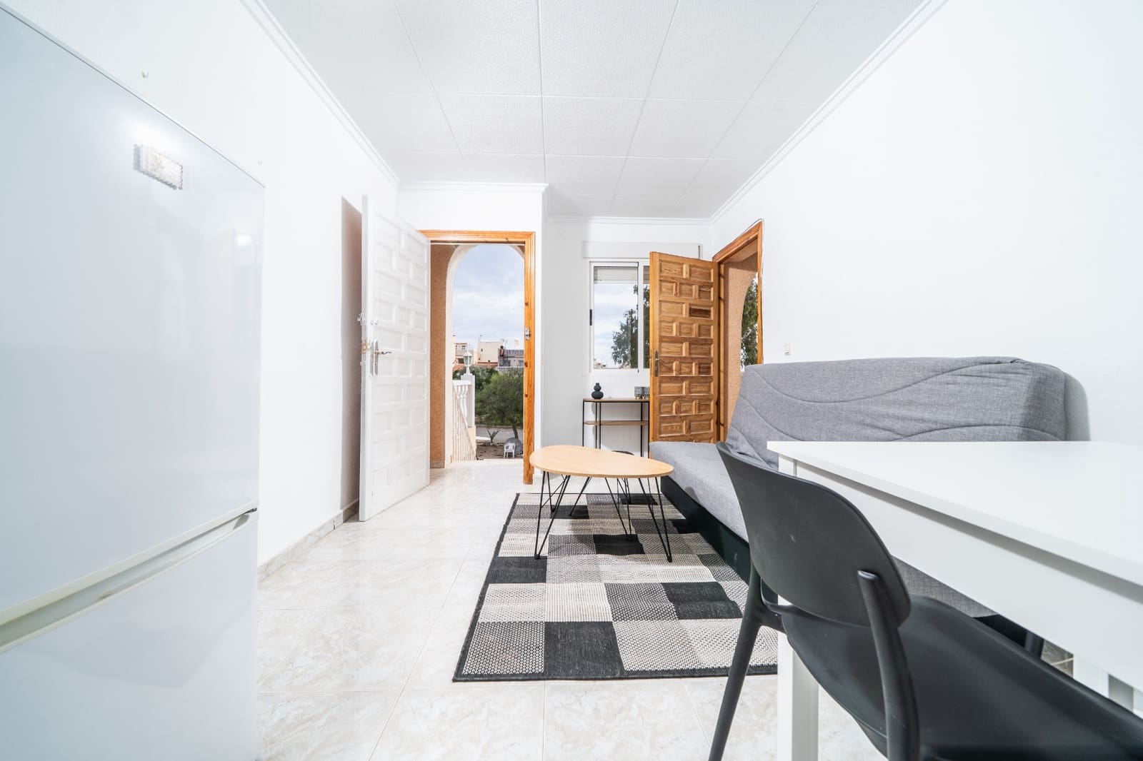 4 soveværelse Byhus til salg i La Marina med swimmingpool - € 165.000 (Ref: 9445434)