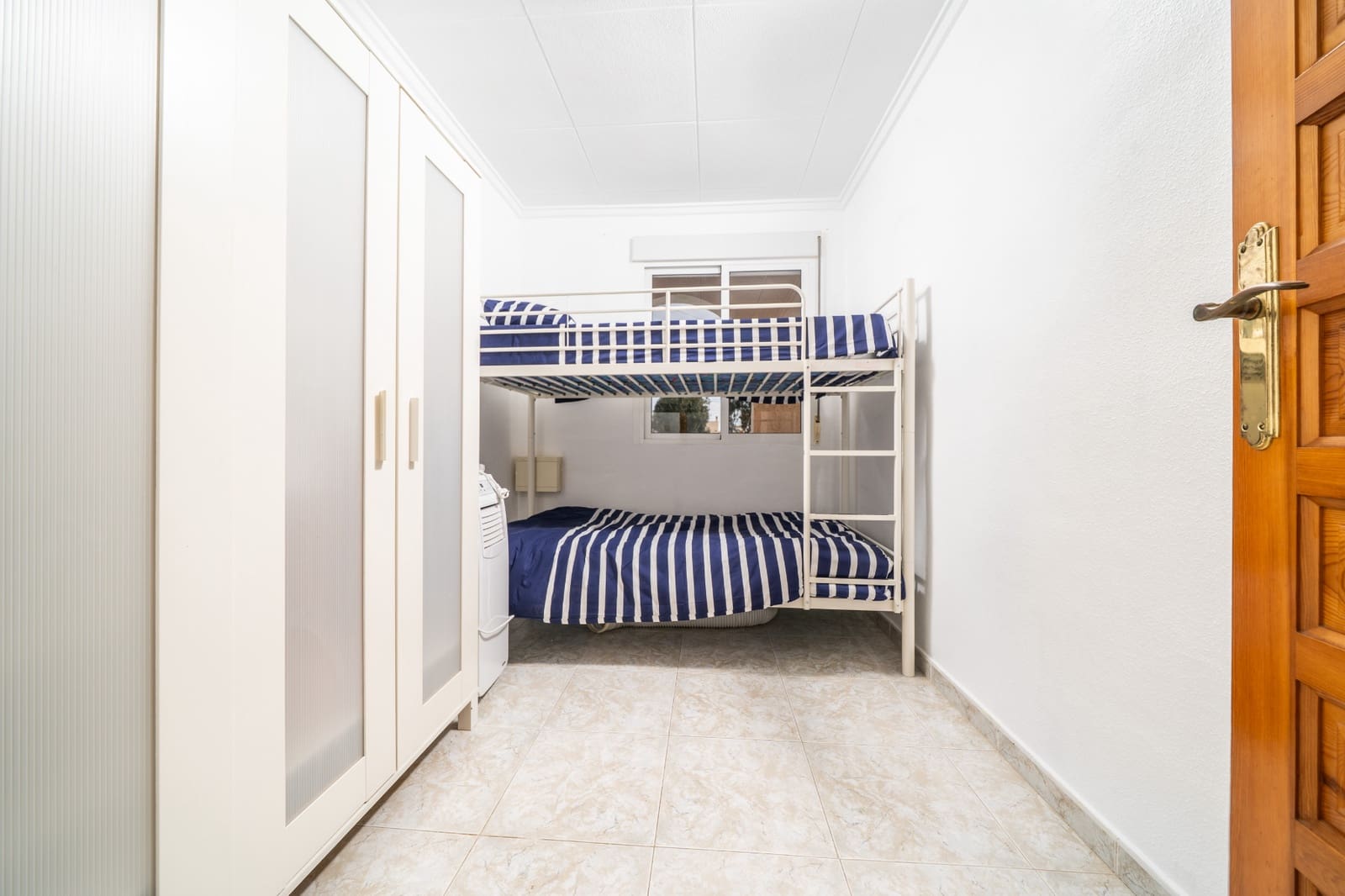 4 soveværelse Byhus til salg i La Marina med swimmingpool - € 165.000 (Ref: 9445434)