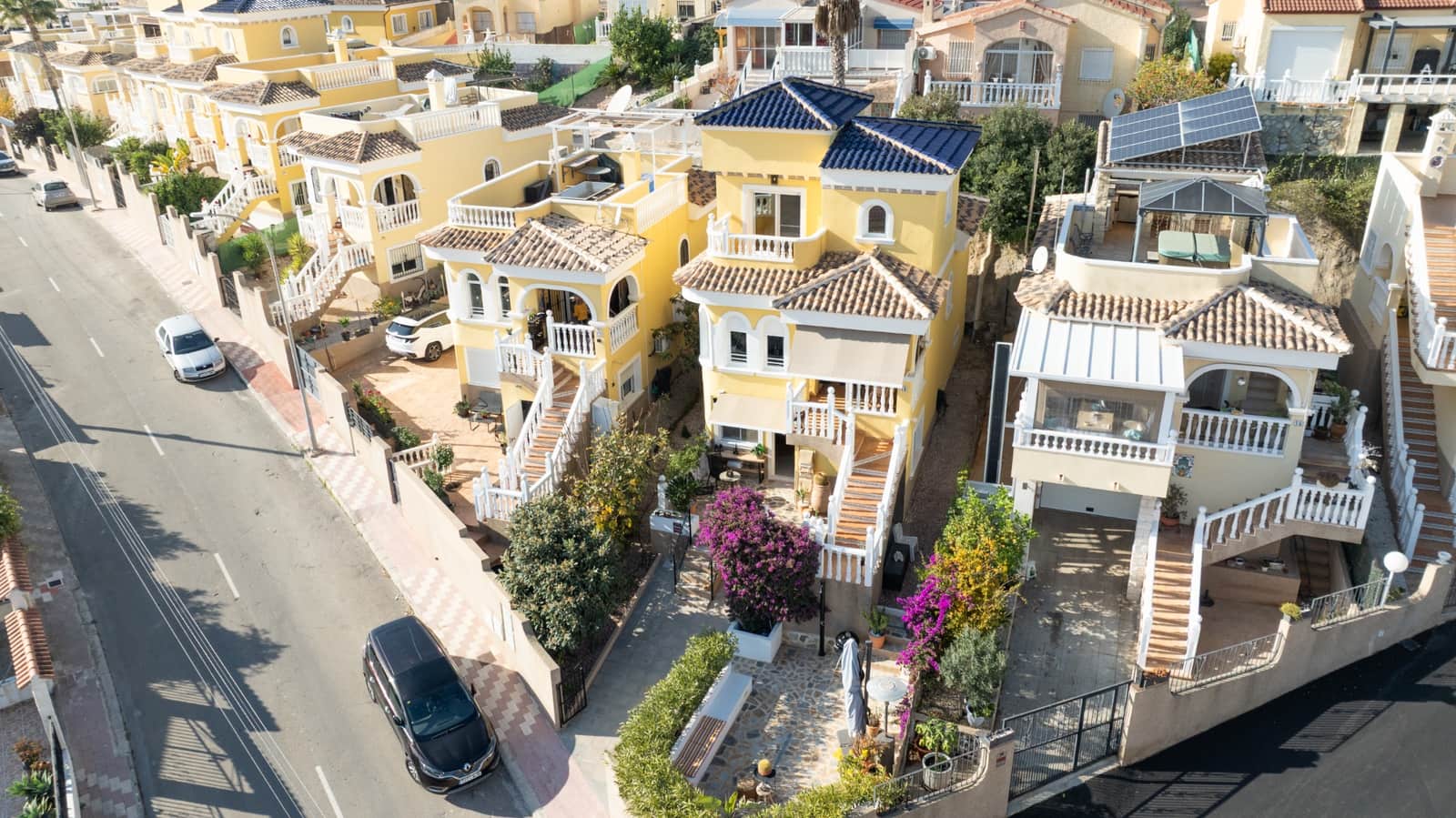 4 soveværelse Villa til salg i La Marina med swimmingpool - € 324.900 (Ref: 9451402)