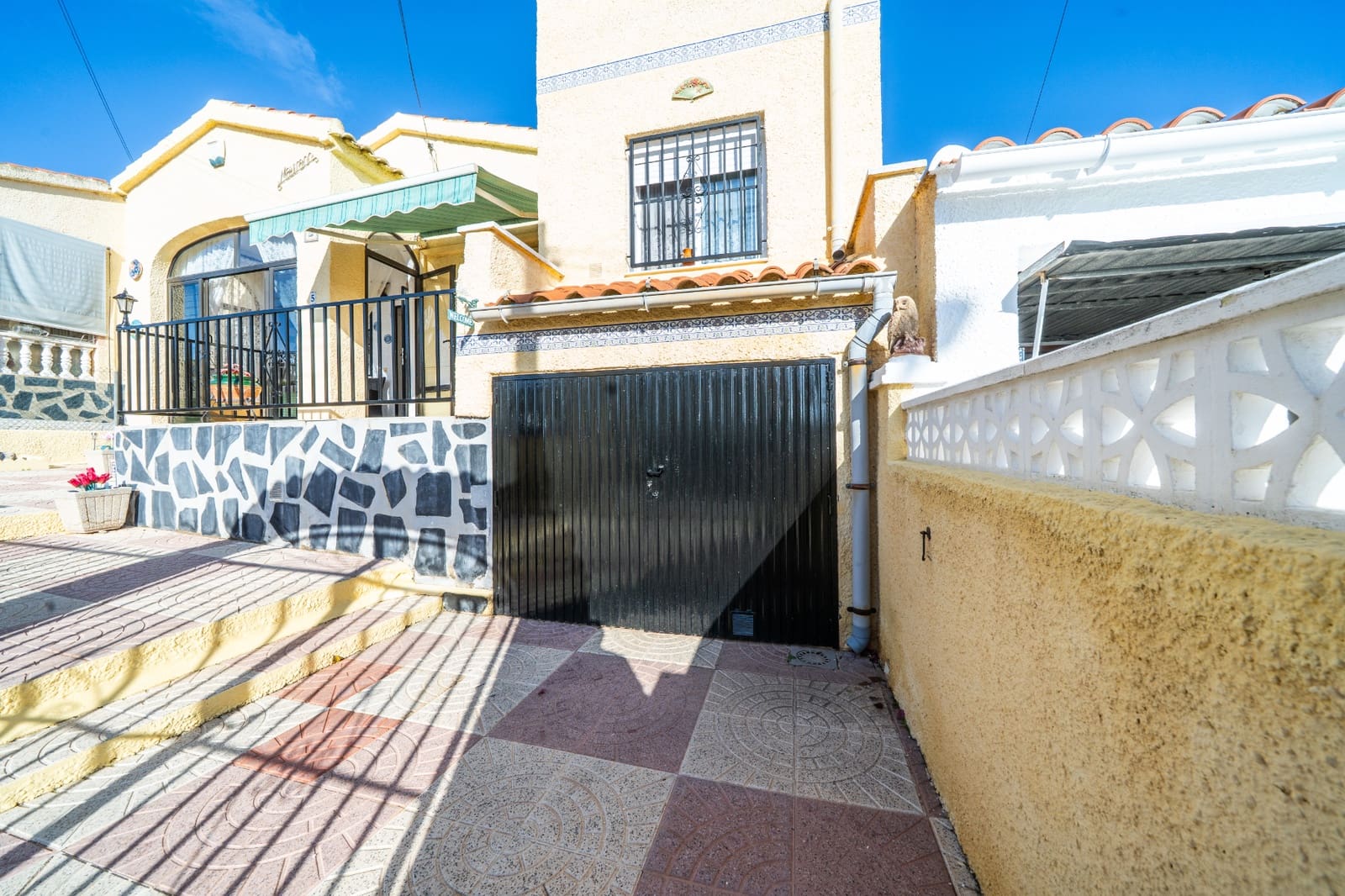 3 sovrum Villa till salu i La Marina med pool - 199 950 € (Ref: 9469996)