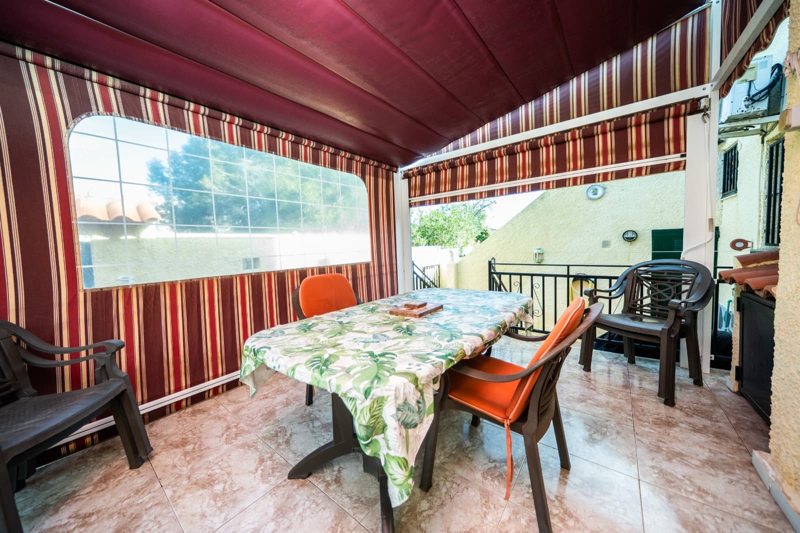 3 sovrum Villa till salu i La Marina med pool - 199 950 € (Ref: 9469996)